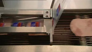 Van grote brokken vlees naar verpakte dunne plakjes