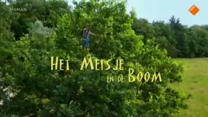 Het meisje en de boom
