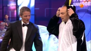 Pinguïns, Laatste getal en Naakte sporters,