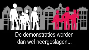 Schematische tekening van rode en witte mensen op straat, beeldt de Februaristaking uit, eronder de tekst "De demonstraties worden dan wel neergeslagen...".