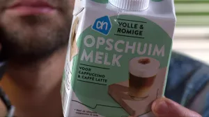 Opschuimmelk voor cappuccino