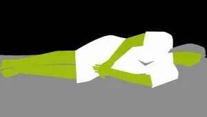 Een tekening van de vorm van een vrouw zonder gezicht die op een grijze ondergrond ligt. De vrouw heeft een groene huid, grijs haar en draagt een witte jurk. Ze ligt op haar zij met de handen gevouwen op elkaar.