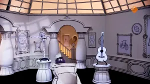 Een foto van een museum met twee witte objecten op twee witte tafels. Het zijn een hijskraan en een akoestische gitaar. In het midden is een stuk van een gebroken vaas te zien en erboven het hoofd van een pop met een paarse vacht en witte hoed.