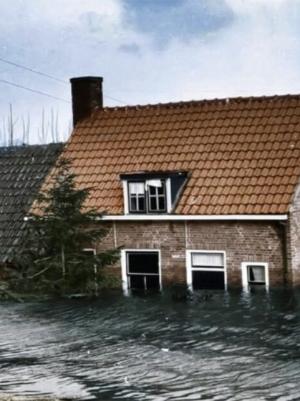 Huis dat onder water staat