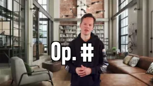 Een foto van presnetator Sander Zwiep, op de achtergrond een modern ingerichte huiskamer en in beeld de tekst Op.#.