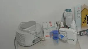 Foto van verschillende medicijnen op een tafel.