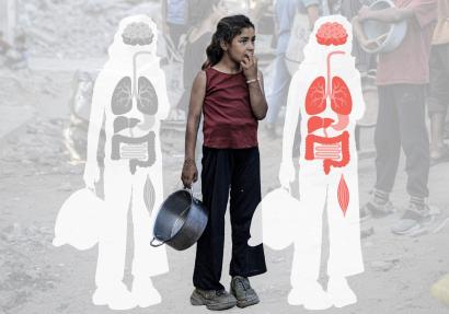 Meisje in Gaza heeft een pan in haar handen. Naast haar twee silhouetten met daarin ingewanden te zien. 