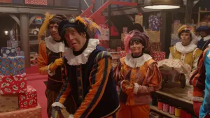 Pieten kijken verschrikt in het pakjesruim.