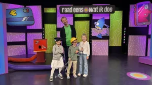 Foto van Daan Boom met kinderen